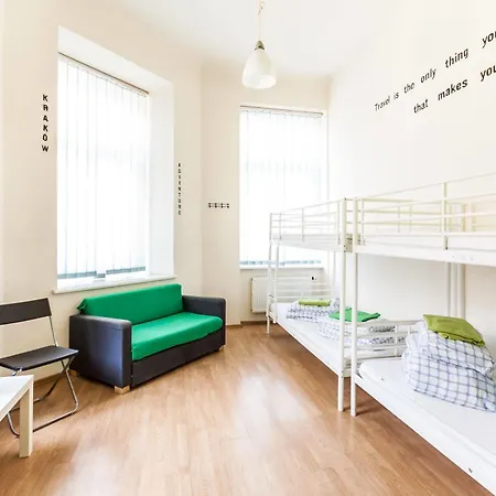 Good Bye Lenin Revolution Hostel Krakov