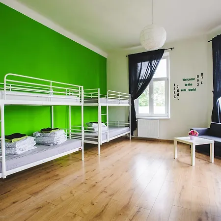 Good Bye Lenin Revolution Hostel Krakov